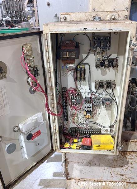 Pre-Owned SWF Model IT4 Glue Tray Former – Up to 35 TPM | Case Packing Equipment