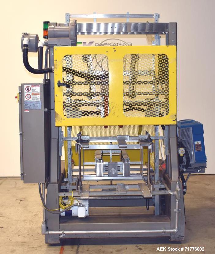 Used SWF (Thiele) Model TF400V Automatic Hot Melt Glue Tray Former.