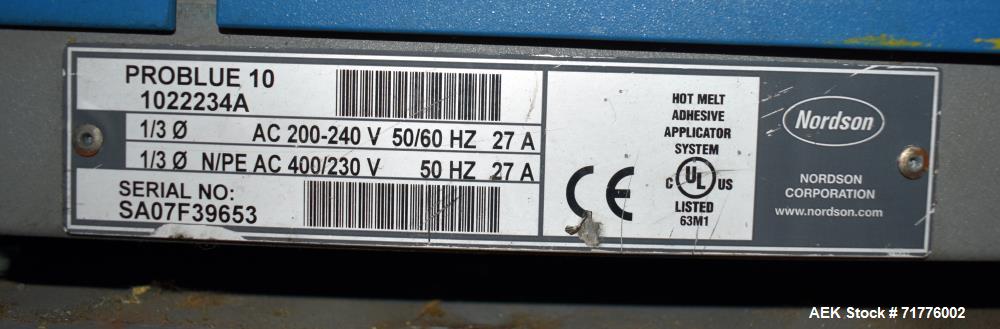 Used SWF (Thiele) Model TF400V Automatic Hot Melt Glue Tray Former.