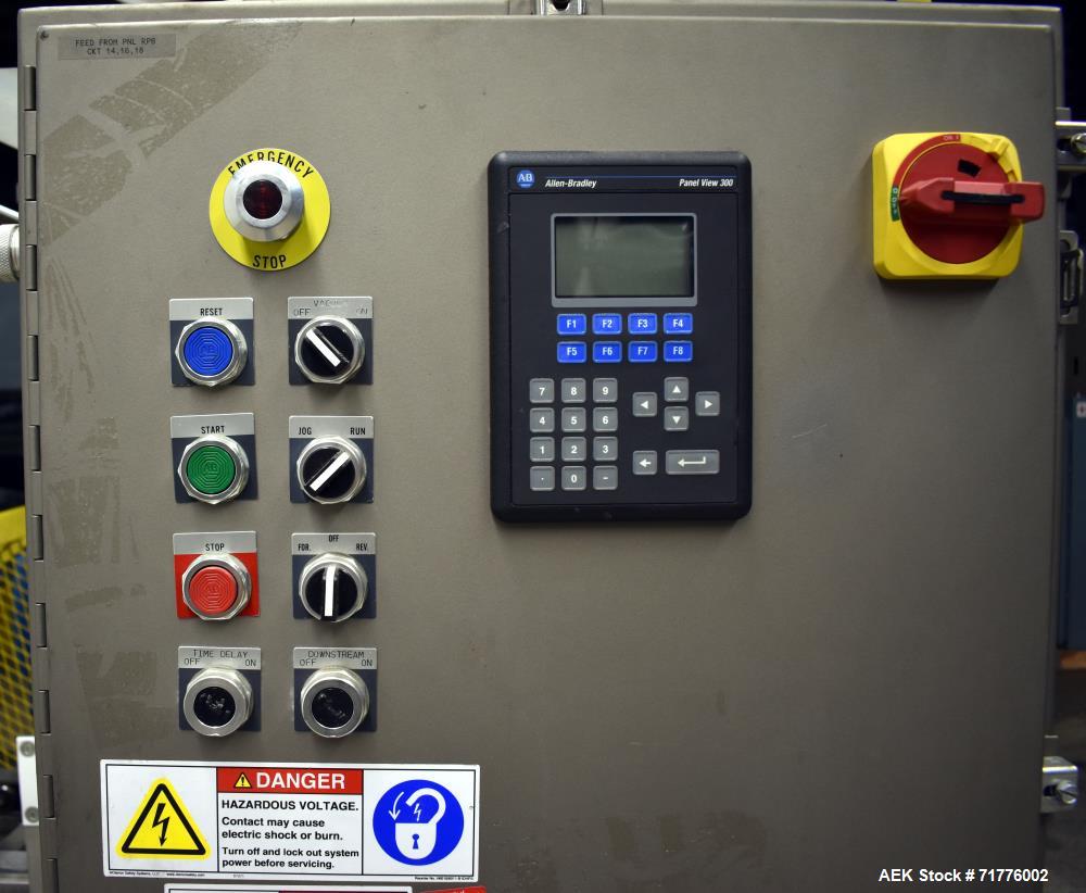 Used SWF (Thiele) Model TF400V Automatic Hot Melt Glue Tray Former.