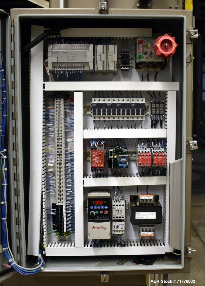 Used SWF (Thiele) Model TF400V Automatic Hot Melt Glue Tray Former.