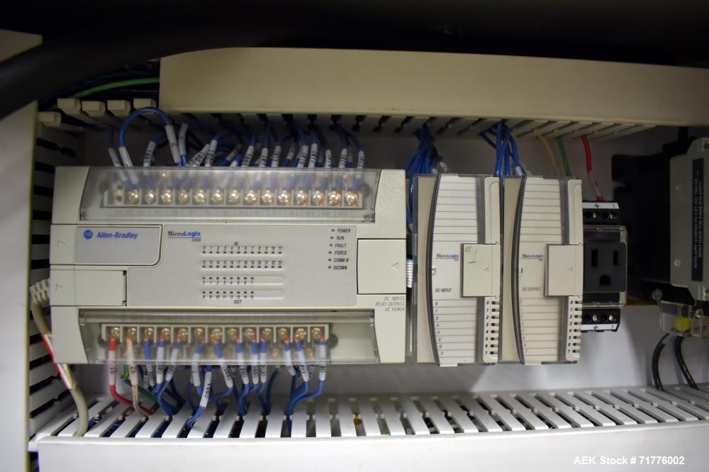 Used SWF (Thiele) Model TF400V Automatic Hot Melt Glue Tray Former.