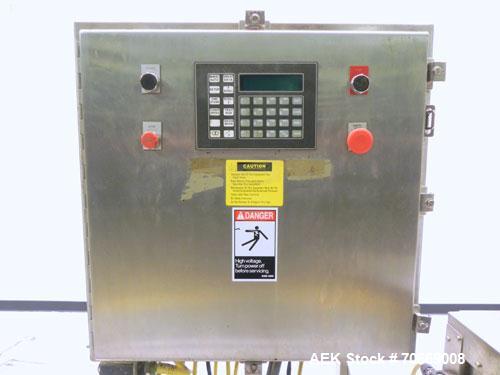 Used Oliver Model 2108 9999 0.11 Trayveyor Tray Film Sealer. Continuous motion machine can perform at up to 500" per minute using clear or Print Registered. Has a tray size range: Width up to 8.5", c...