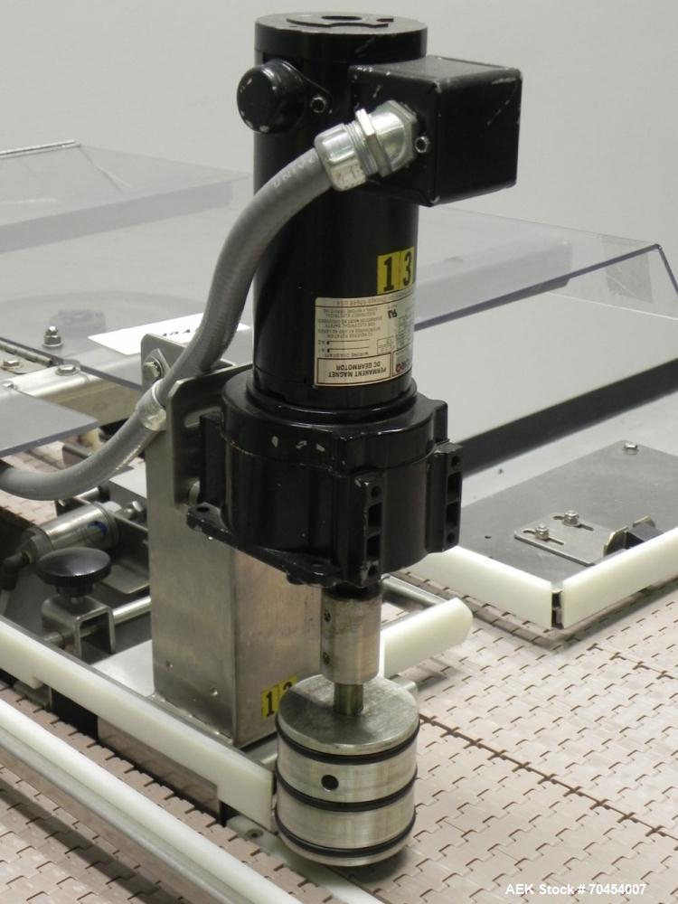 Used Garvey 9700 series Bi-Directional Accumulation Table