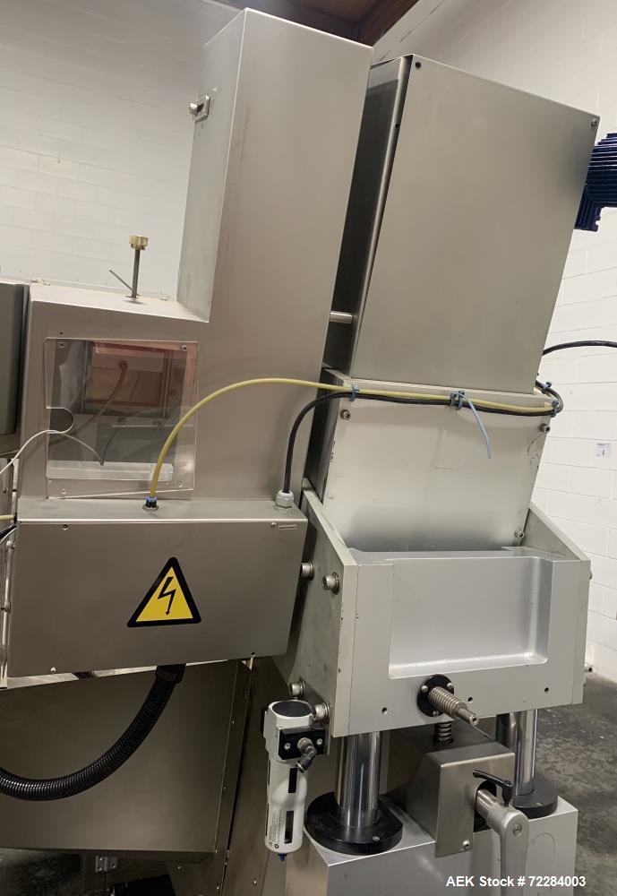 Used Capmatic Bulk Bottle Unscrambler