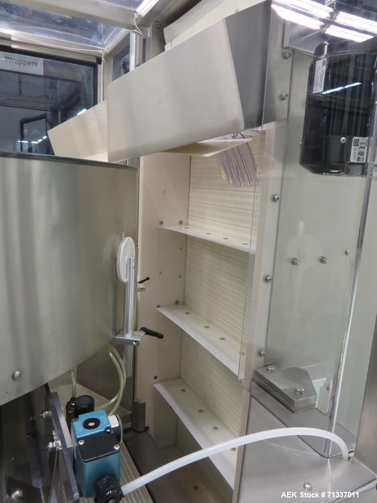Used New England Machinery (NEM) Model NEHCPCL-48 Bulk Bottle Unscrambler