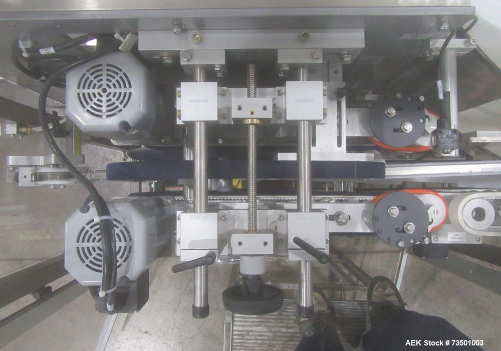 Unused New England NEHCPCL48 Compact Bottle Unscrambler with Ionizer Air Rinser!