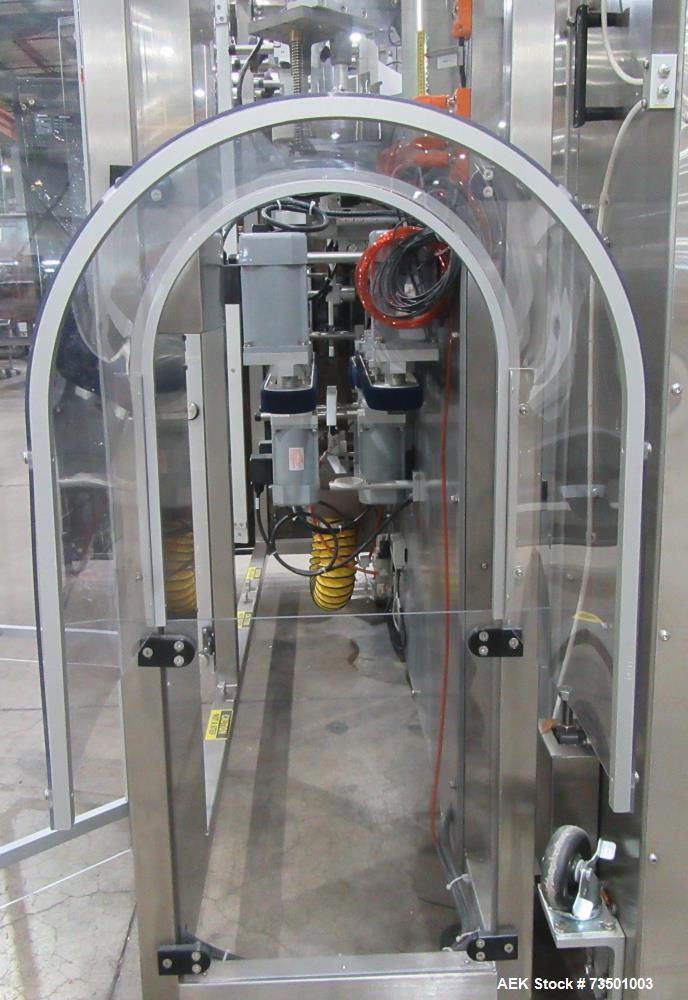 Unused New England NEHCPCL48 Compact Bottle Unscrambler with Ionizer Air Rinser!