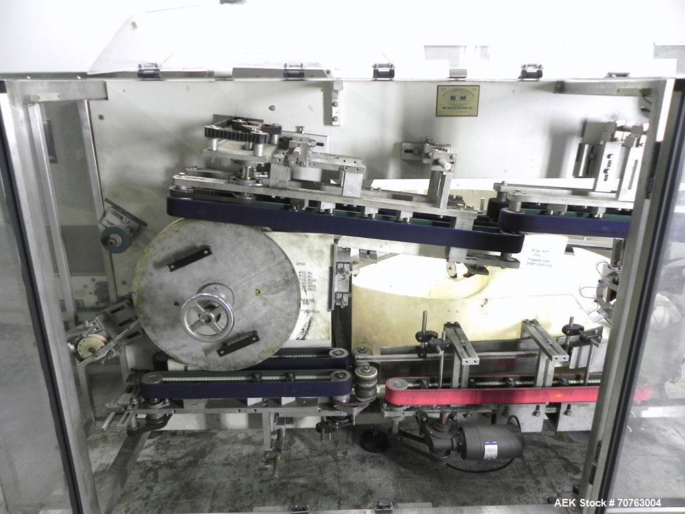 Used New England Model NEHHLP-72 Bottle Unscrambler. Has 72" (diameter) sorting bowl. Is currently set for 36 oz rectangular bottles. Includes New England 100-H/E Hopper. Low profile design and stain...