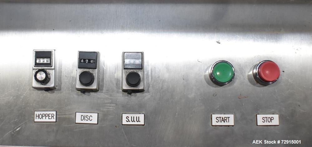 Used Pace Packaging Bulk Bottle Unscrambler, Model M400. Capable of orienting approximately 20-350 bottles a minute, depending on application. Container size range: .33 oz (10mL) to 1.3 gallon (5L) w...