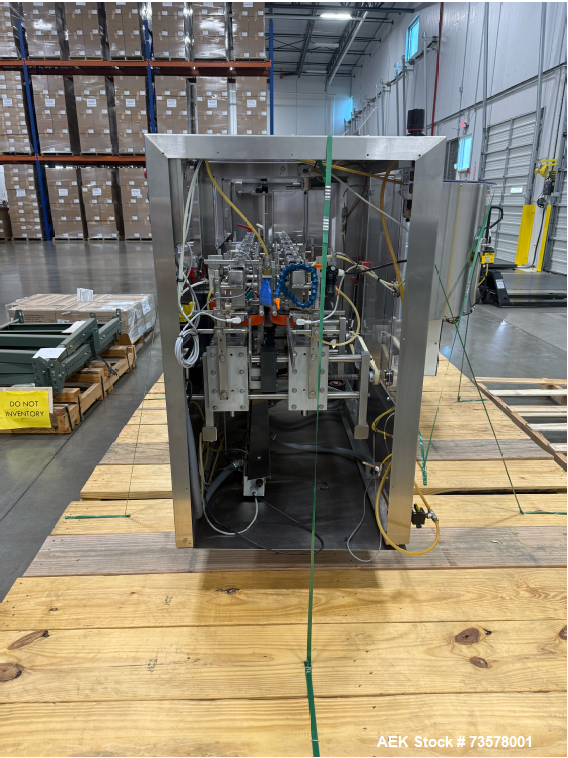 Used Pace Omni-Line Bulk Bottle Unscrambler, Model M400. Is capable of speeds from 20-400 bottles a minute, depending on size and application. Includes Pace bottle feeder. Has a 48" diameter sorting ...