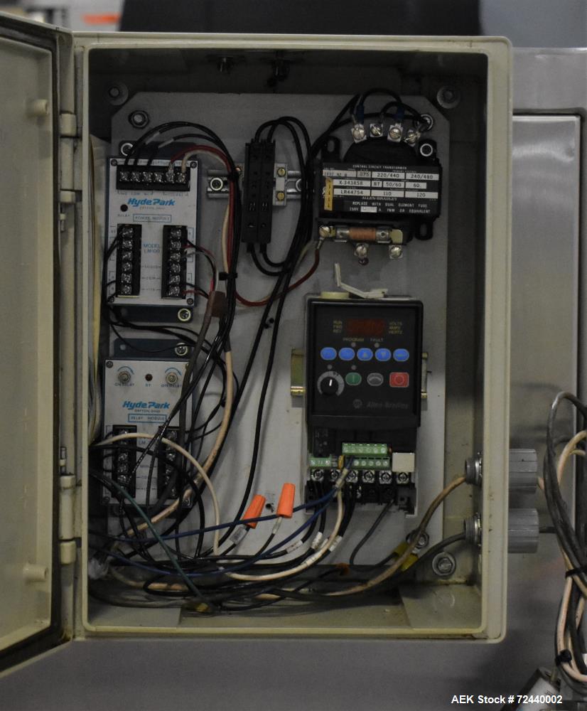 Used Pace Omni-Line Bulk Bottle Unscrambler, Model M600. Capable of speeds up to 500 bpm (depending on bottle). Bottle size range of .8 oz (25 ml) to 2.5 gallon (9.5L). Control panel with (4) Allen B...