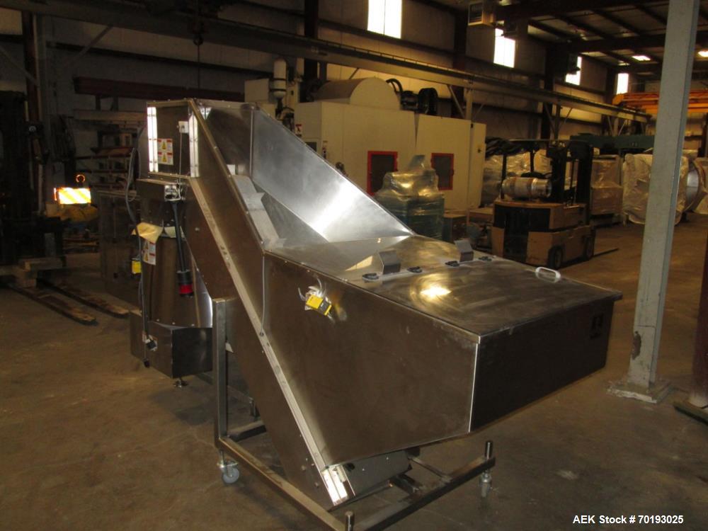 Used Pace PET Bottle Unscrambler with Hopper-Elevator, Model Omni-Line M350AR. Stainless steel construction. Pace 20 cubic foot hopper-elevator. Last ran neutraceutical 120ml to 250ml, "Tool-less" ch...