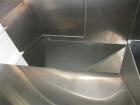 Used Kapsall Model AU6 bulk bottle unscrambler with integrated bottle elevator. Low profile design. Can Orient bottles from 1/16 oz to Gallons with proper changeparts. Last running 8/16 oz bottle wat...