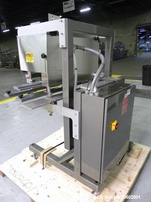 Used Palace Packing Model B3B-PO-A Inline Bottle Orienter. Machine is rated at speeds up to 300 bottles per minute. Does handle, neck, and panel orienting. Inline unit for installation over conveyors...