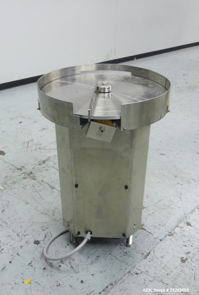 Used Cozzoli Machine Company Model AT24-957 Rotary Accumulation Table