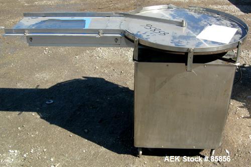 USED: Hull unscrambler/accumulating table, model 24A30. 30" diameter, stainless steel. 1" wide side rails, 12" wide x 24" long infeed section. Driven by a 1/2 hp, 1/60/115/230 volt, 1725 rpm varispee...