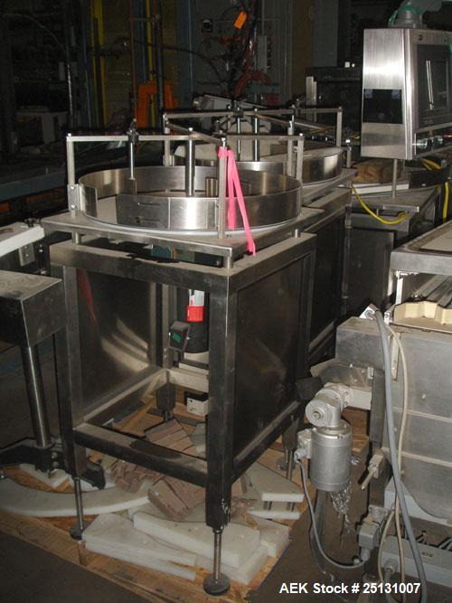 Used- Stainless Steel Accumulating Table, 24' diameter