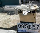 USED: Hull unscrambler/accumulating table, model 24U30. 30