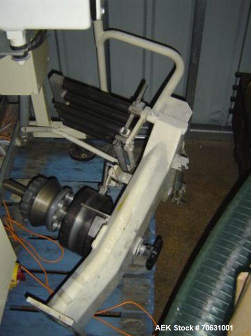 Used Sapal SC3-100 Foil and Bank Wrapper.  300 Wraps/min maximum depending on size and type of bar.  Current set up 125 grams chocolate bars.  6.4" x 3.3" x 0.4" (163 x 85 x 10 mm).  Including PEC an...
