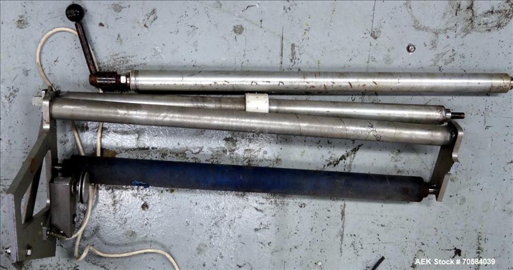 Used Bosch (Doboy) Linium 311 horizontal wrapper. Parts Machine Only.  1 up crimper capable of speeds up to 150 packages per minute (can run up to 350 packages per minute on a 2 up configuration). Ha...