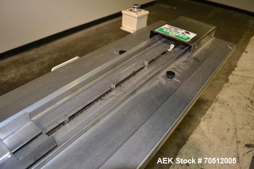 Used Doboy Mustang Horizontal Wrapper. Machine is capable of speeds up to 96 packages per minute. Has a one up head, print registration and Markem 984 hot stamp date coder. Machine has SmartEye senso...
