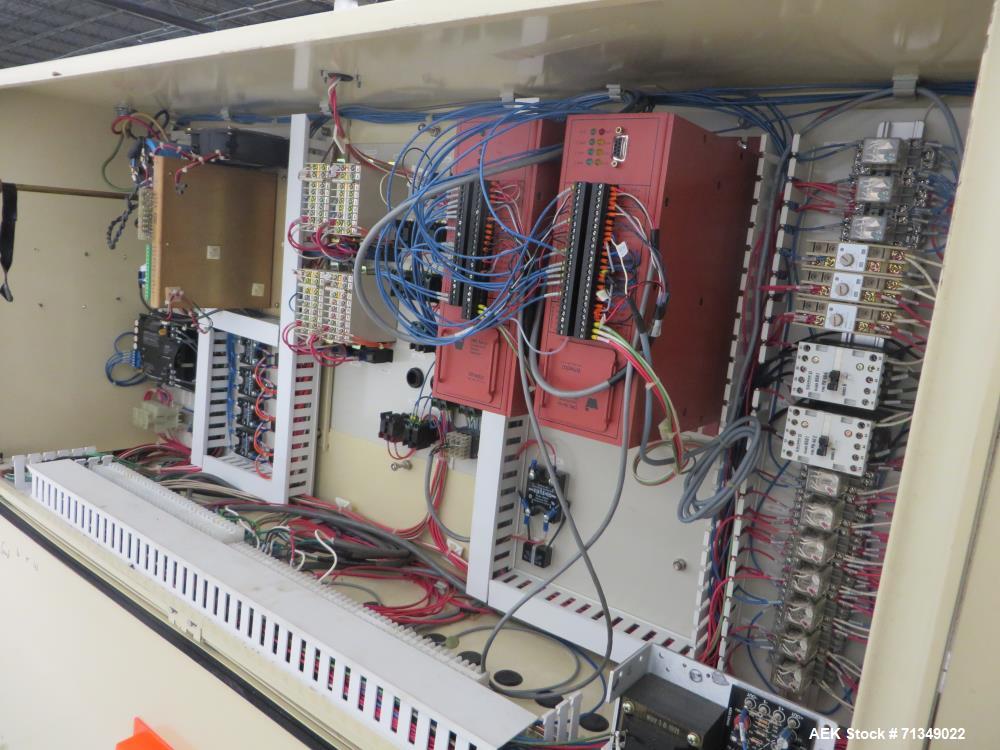 Used FMC Model WSD-20 Automatic stainless steel Servo Flo horizontal wrapper capable of speeds to 150 packages per minute  depending on materials and application. Package size: up to 18" in Length; u...