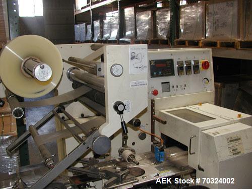 Used Sinlon Model SL-920HE Horizontal Flow Wrapper. Has print registration.