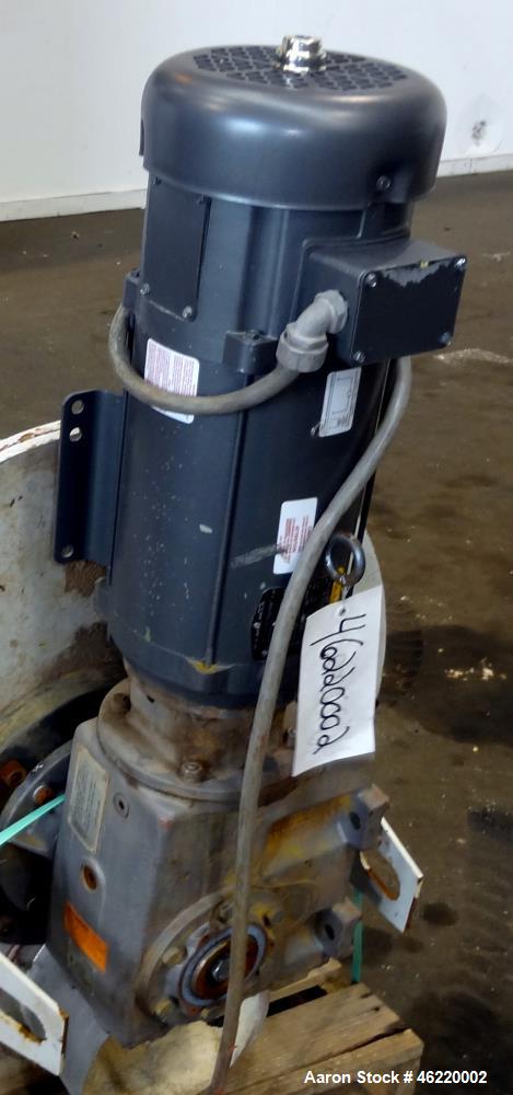 Used Cincinnati Milacron Crammer Feeder. Approximately 5" diameter 304 stainless steel vertical feed screw. Carbon steel slant cone hopper approximately 28" diameter x 34" deep. Screw driven by a 3 h...