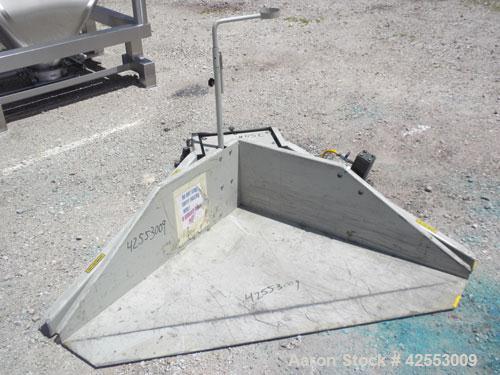 Used IMCS Floor Level Pneumatic Tilt-Table, model 25-6000VP, carbon steel, 2000 pound capacity. 44" x 44" Floor level entry, adjustable wand holder, approximate 52 degree corner tilt angle with vibra...