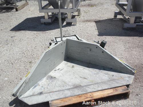 Used IMCS Floor Level Pneumatic Tilt-Table, model 25-6000VP, carbon steel, 2000 pound capacity. 44" x 44" Floor level entry, adjustable wand holder, approximate 52 degree corner tilt angle with vibra...