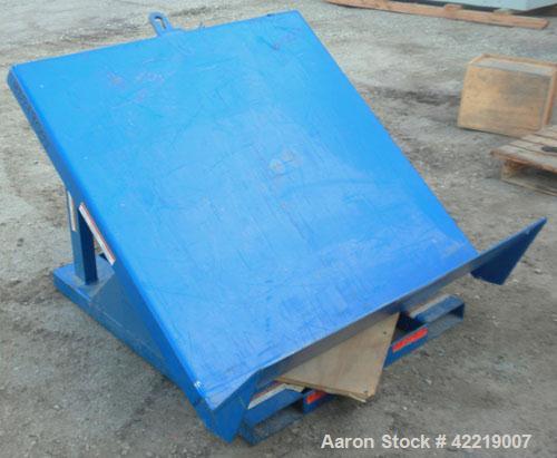 Used T & S Equipment Tilt Table, model EMI-200-5048-4, 4000# capacity, carbon steel. Table approximately 48’’ x 48’’. 45 degree tilt, bottom cradle. Driven by a 2 hp, 3/60/208-230/460 volt, 1725 rpm ...