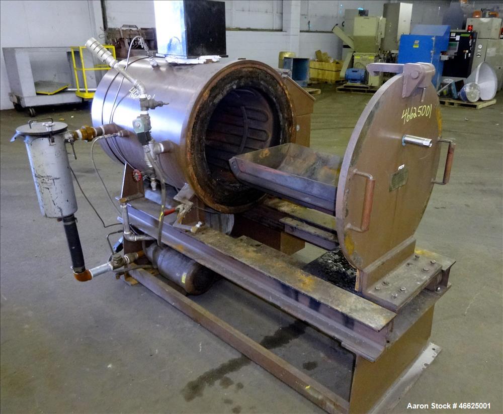 Used Beringer Jet Cleaner Oven, Model 1724, Carbon Steel. Approximate 17" Diameter x 24" Long Horizontal Chamber. Roll out parts tray. Maximum operating temperature 950 degrees F. Includes a approxim...