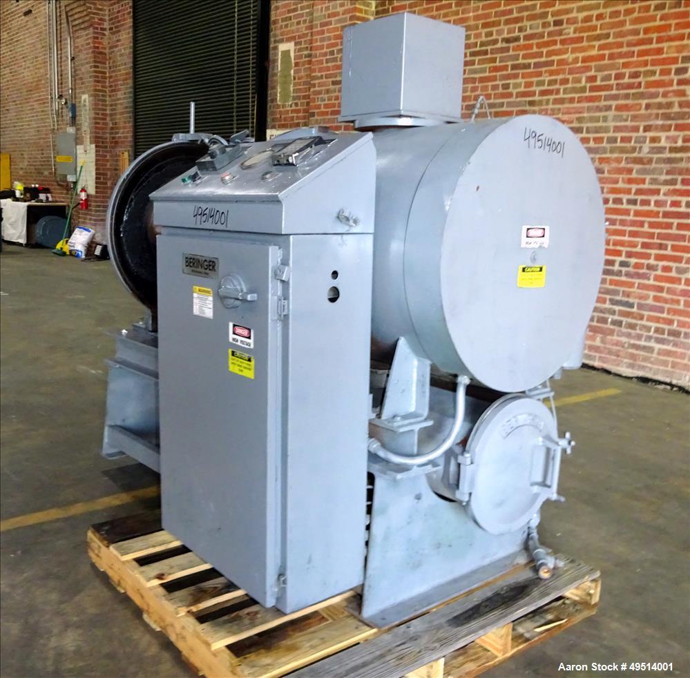 Used Beringer Jet Cleaner, Model 1724. Approximately 17" diameter x 24" long carbon steel chamber. Roll out parts tray approximate 23-1/2'' long. Maximum operating temperature 950 degrees F. Includes...