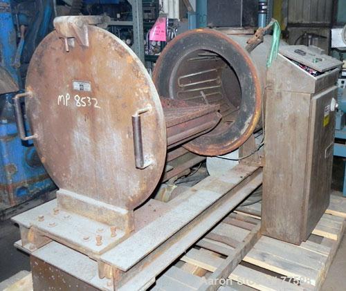 Used Beringer Parts Jet Cleaner, Model 1724, Carbon Steel. 17" Diameter x 24" long chamber with roll out cart. Unit uses heat and vacuum to clean material from parts.
