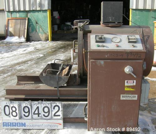 USED: Beringer jet cleaner, model 1724, horizontal arrangement. 20" diameter x 27" deep working chamber, quick clamp cover. Unit includes cleaning tray and control panel. Mounted on a frame.