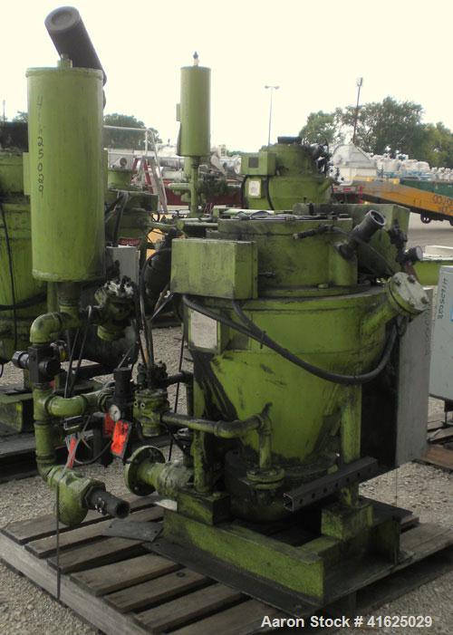 Used Macawber Denseveyor, Model 3/8, carbon steel. 6" straight side x 17" long cone. 8" top with loading valve, bottom discharge. Tank charging pressure 40 psi. Rated 110 psi at 450 degrees F and -20...