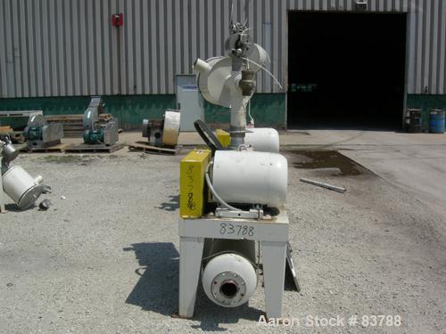 USED: Mould Tek vacuum conveying system model VP2500, carbon steel. Consisting of (1) Sutorbilt rotary positive displacement...