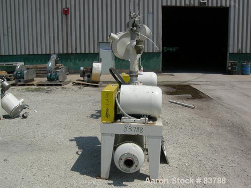 USED: Mould Tek vacuum conveying system model VP2500, carbon steel. Consisting of (1) Sutorbilt rotary positive displacement blower model 6MP. Approx capacity 558 cfm at 22.4 bhp at 7 psi. .383 displ...