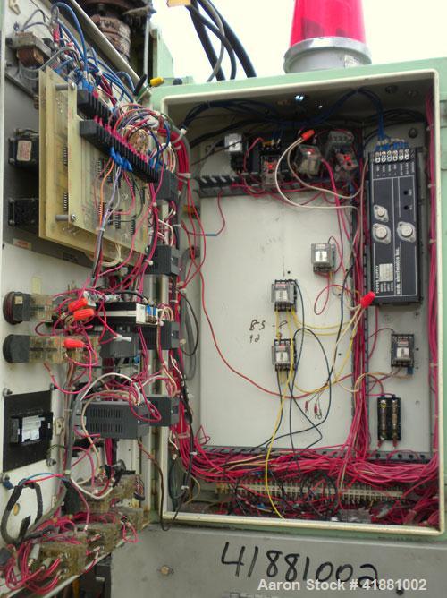Used Hayssen Monablow Continuous Blow Molding Machine, Model 2125 S. Single station, dual head. Platen size 12" x 13", maximum daylight 14-1/4", minimum daylight 8.5", clamp stroke 5-1/16". Head cent...