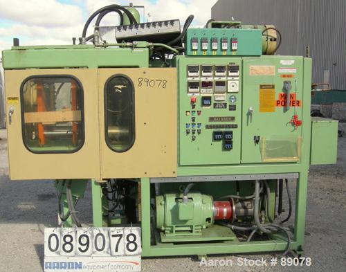 Used Hayssen Econoblow Blow Molding Machine, Model 5030-AS-375. Approximate 280 gram shot. 2" extruder, 24:1 L/D, 30 hp motor. 22-1/4" x 22-1/4" platens, effective platen size 16" x 21", 20 ton clamp...