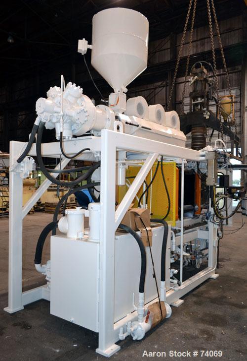 Used Hayssen Econoblow Blow Molding Machine, Model 75-S-2500. 5 lb FIFO accumulator head with programmable controls and MOOG parison programming. Also equipped with a part take away device and a bott...