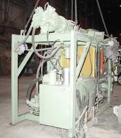 Used Hayssen Econoblow Blow Molding Machine, Model 75-S-2500. 5 lb FIFO accumulator head with programmable controls and MOOG parison programming. Also equipped with a part take away device and a bott...
