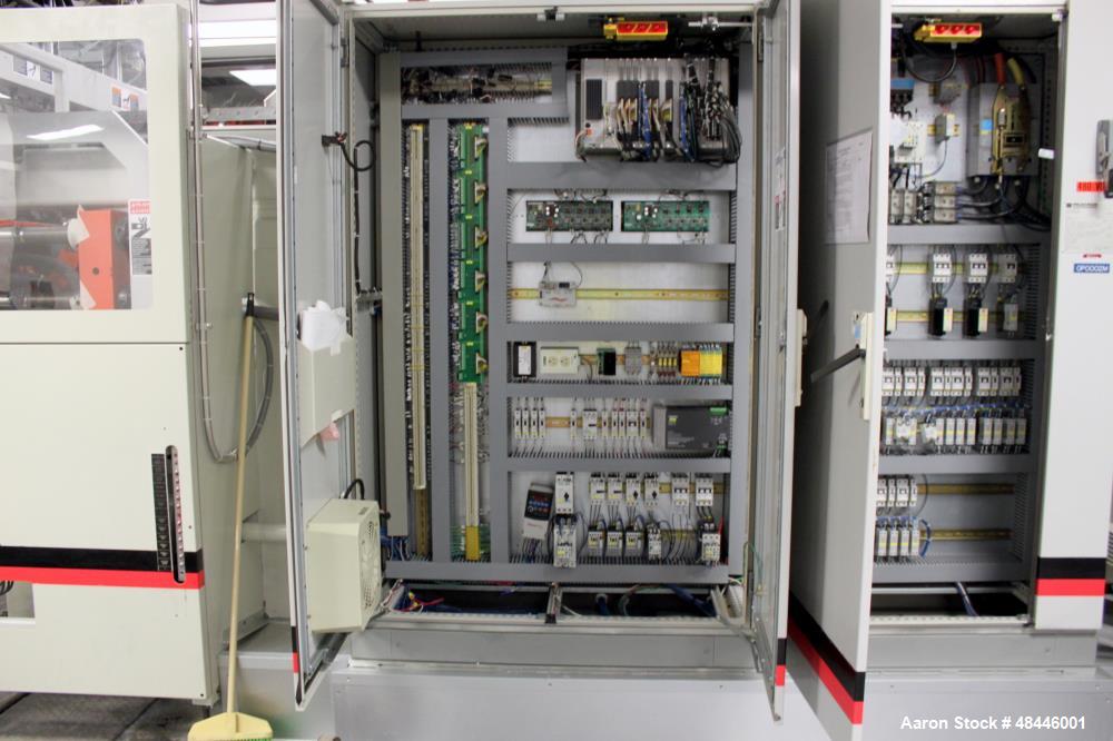 Used Uniloy Reciprocating Screw Intermittent Extrusion Blow Molding Machine, Model R2000.  80mm diameter reciprocating screw extruder, 24:1 L/D, 60 hp drive, Siemens AC variable drive with Siemens dr...