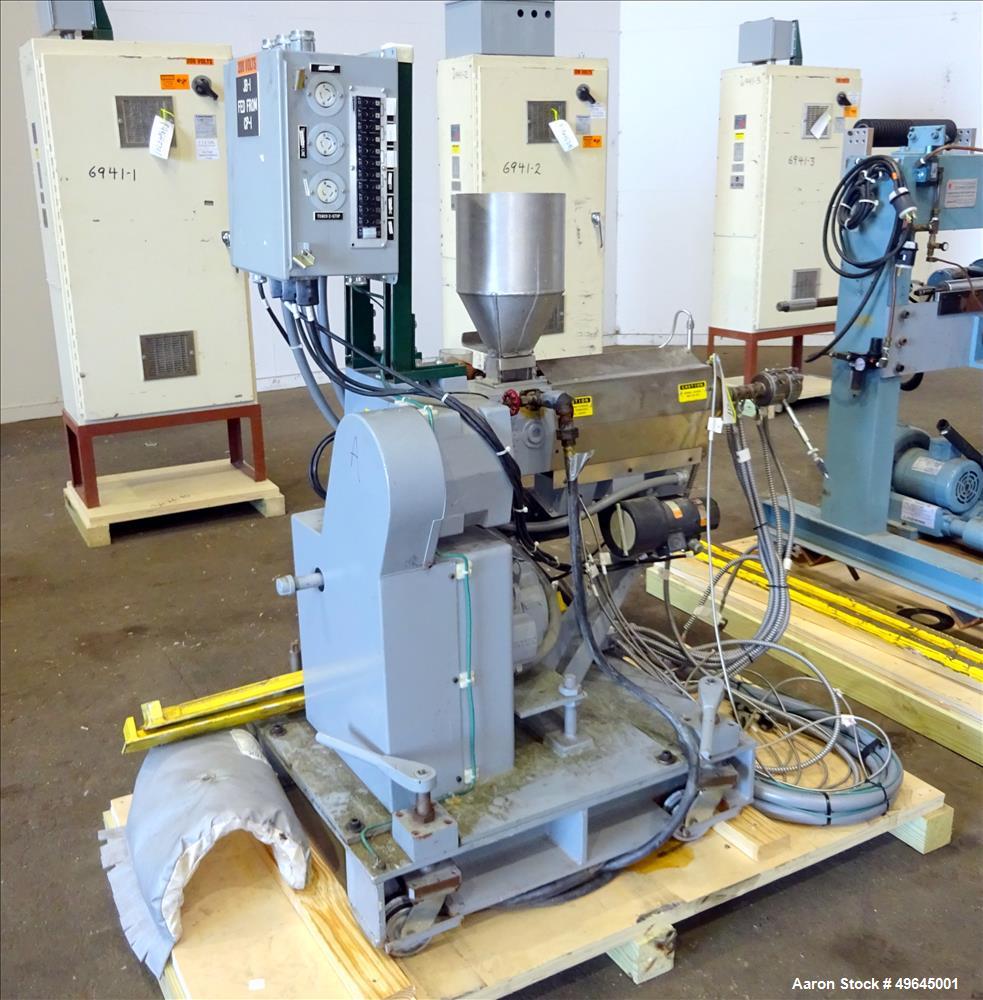 Used 3-Layer Davis Standard Co-Extrusion Blown Film Lab Line.