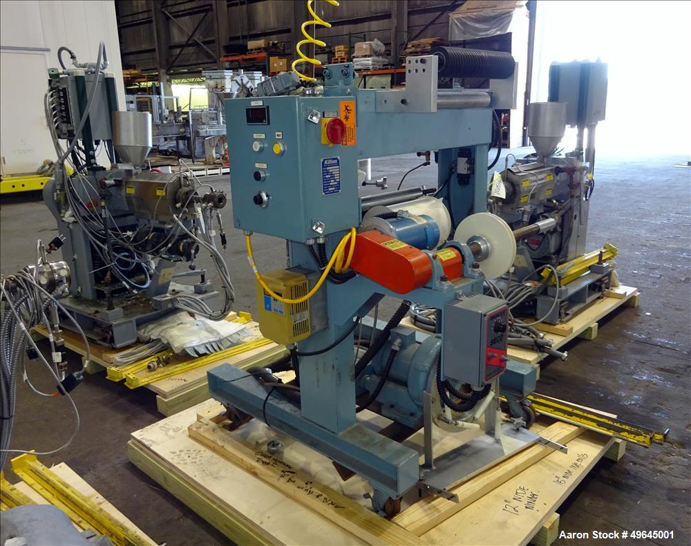 Used 3-Layer Davis Standard Co-Extrusion Blown Film Lab Line.