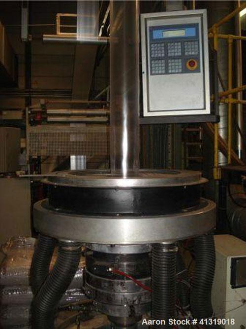 Used Kuhne Blown Film Line consisting of (1) Kuhne K 35-24D single screw extruder. Screw size 35-25 D, output 44-88 lbs/hour (20-40 kg/h), (1) WVD-2 blow head with rotor, 7.9" (200 mm) nozzle, width ...