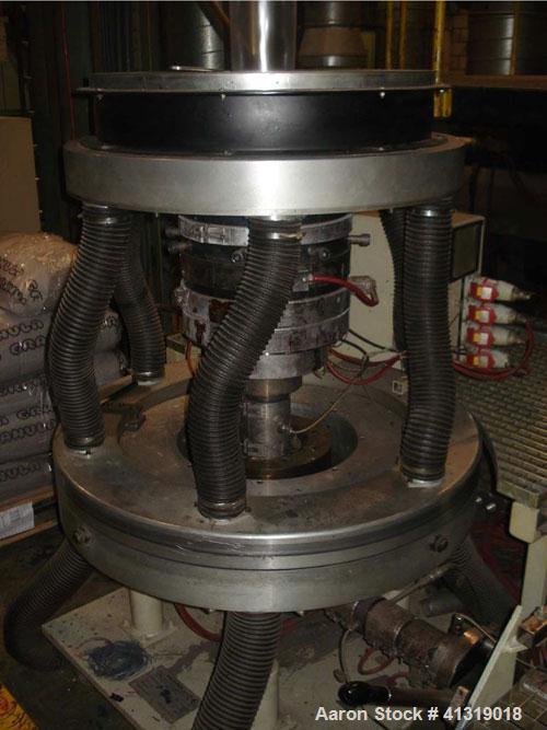 Used Kuhne Blown Film Line consisting of (1) Kuhne K 35-24D single screw extruder. Screw size 35-25 D, output 44-88 lbs/hour (20-40 kg/h), (1) WVD-2 blow head with rotor, 7.9" (200 mm) nozzle, width ...