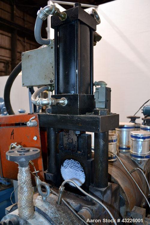 Used Compounding Line Consisting Of: (1) Farrel size 4LMSD Continuous Mixer. Modified top feed, side discharge. Oil heated, over-under rotor design. Driven by a 150hp, 500 volt, 1750 rpm DC motor thr...
