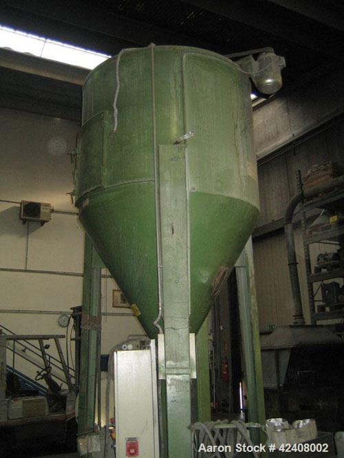 Used Maris TM 92 Compounding Line with a co-rotating twin screw extruder, 3.62" (92 mm) screws, L/D 44, output 1323 - 2201 lbs/hr (600-1,000 kg/hr). Used for PA 6/66 // ABS // PBT // PS // PP // PE. ...